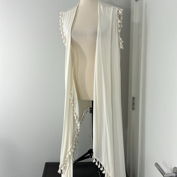 New POL Medium Ivory White Sleeveless Boho Long Duster Kimono Top w/Tassels - Picture 4 of 15